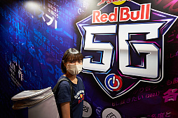 画像ギャラリー No.122のサムネイル画像 / eスポーツ東西対抗戦，開催。「Red Bull 5G 2022 FINALS」現地観戦レポート