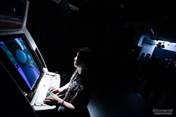 画像ギャラリー No.034のサムネイル画像 / ウメハラ氏が主催するゲームイベント「獣道 III」のフォトレポートをお届け。タイトルを代表する獣たちがプライドを賭けた戦いに臨んだ