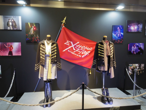 画像ギャラリー No.045のサムネイル画像 / 「ヘブンバーンズレッド2nd Anniversary Party！」レポート。2日間にわたり開催され展示も前回以上のボリュームに！