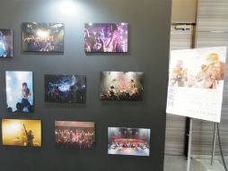 画像ギャラリー No.047のサムネイル画像 / 「ヘブンバーンズレッド2nd Anniversary Party！」レポート。2日間にわたり開催され展示も前回以上のボリュームに！