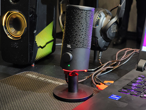 画像ギャラリー No.002のサムネイル画像 / JBL，初のゲーマー向けUSBスタンドマイク「JBL Quantum STREAM」を3月25日に国内発売