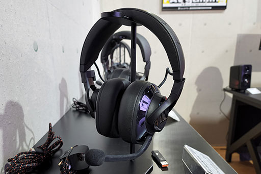 画像ギャラリー No.004のサムネイル画像 / JBL,ヘッドトラッキング機能付きゲーマー向けヘッドセット「Quantum 910 Wireless」を2022年内に国内発売