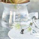 画像ギャラリー No.010のサムネイル画像 / 「NieR Re[in]carnation」のシルバーネックレスやキーホルダーなどが発売決定