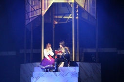 画像ギャラリー No.023のサムネイル画像 / 舞台「イケメン王子 美女と野獣の最後の恋 THE STAGE 〜Beast Leon〜」で描かれる魅惑的な王子たちとのラブロマンスをレポート