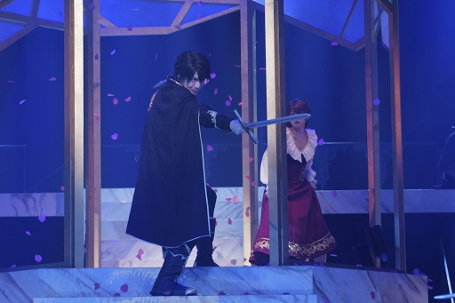 画像ギャラリー No.026のサムネイル画像 / 舞台「イケメン王子 美女と野獣の最後の恋 THE STAGE 〜Beast Leon〜」で描かれる魅惑的な王子たちとのラブロマンスをレポート