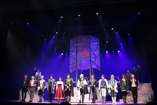 画像ギャラリー No.034のサムネイル画像 / 舞台「イケメン王子 美女と野獣の最後の恋 THE STAGE 〜Beast Leon〜」で描かれる魅惑的な王子たちとのラブロマンスをレポート