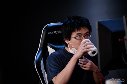 画像ギャラリー No.013のサムネイル画像 / 「GBVS Cygames Cup 2022 Autumn」決勝大会フォトレポート。「グランブルーファンタジー ヴァーサス」のトップ選手がオフラインで激突