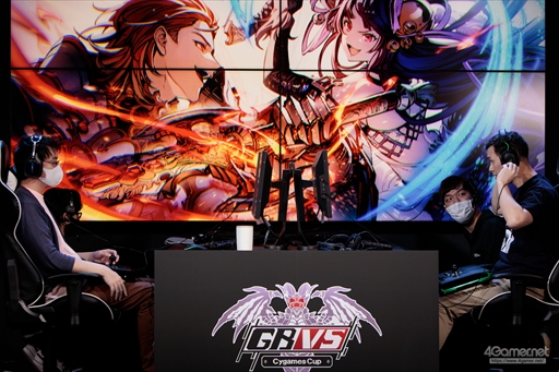 画像ギャラリー No.034のサムネイル画像 / 「GBVS Cygames Cup 2022 Autumn」決勝大会フォトレポート。「グランブルーファンタジー ヴァーサス」のトップ選手がオフラインで激突