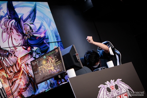 画像ギャラリー No.050のサムネイル画像 / 「GBVS Cygames Cup 2022 Autumn」決勝大会フォトレポート。「グランブルーファンタジー ヴァーサス」のトップ選手がオフラインで激突