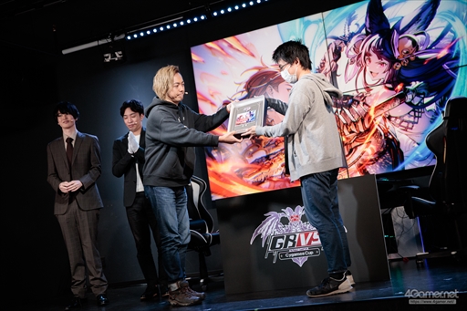 画像ギャラリー No.052のサムネイル画像 / 「GBVS Cygames Cup 2022 Autumn」決勝大会フォトレポート。「グランブルーファンタジー ヴァーサス」のトップ選手がオフラインで激突