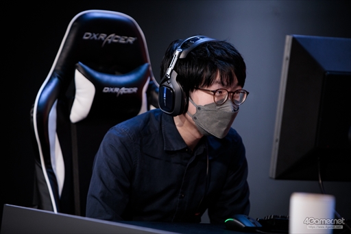 画像ギャラリー No.066のサムネイル画像 / 「GBVS Cygames Cup 2022 Autumn」決勝大会フォトレポート。「グランブルーファンタジー ヴァーサス」のトップ選手がオフラインで激突