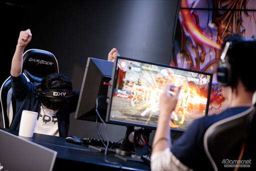 画像ギャラリー No.083のサムネイル画像 / 「GBVS Cygames Cup 2022 Autumn」決勝大会フォトレポート。「グランブルーファンタジー ヴァーサス」のトップ選手がオフラインで激突