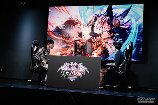 画像ギャラリー No.098のサムネイル画像 / 「GBVS Cygames Cup 2022 Autumn」決勝大会フォトレポート。「グランブルーファンタジー ヴァーサス」のトップ選手がオフラインで激突
