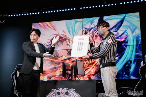 画像ギャラリー No.101のサムネイル画像 / 「GBVS Cygames Cup 2022 Autumn」決勝大会フォトレポート。「グランブルーファンタジー ヴァーサス」のトップ選手がオフラインで激突