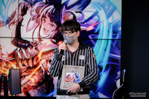 画像ギャラリー No.103のサムネイル画像 / 「GBVS Cygames Cup 2022 Autumn」決勝大会フォトレポート。「グランブルーファンタジー ヴァーサス」のトップ選手がオフラインで激突