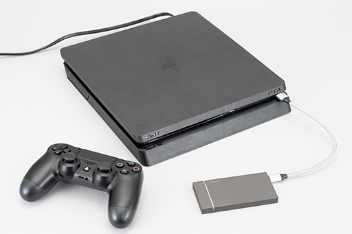 画像ギャラリー No.023のサムネイル画像 / 【PR】SeagateのUSB Type-C接続型SSD「FireCuda Gaming SSD」は，ゲーマー向け小型PCやノートPCのストレージ増設に最適なアイテムだ