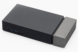 画像ギャラリー No.038のサムネイル画像 / 【PR】SeagateのUSB Type-C接続型SSD「FireCuda Gaming SSD」は，ゲーマー向け小型PCやノートPCのストレージ増設に最適なアイテムだ
