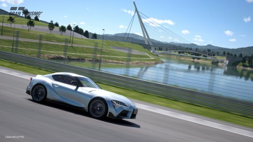 画像ギャラリー No.039のサムネイル画像 / 「グランツーリスモ7」レビュー。“運転できる自動車百科事典”で,疑似カーライフを存分に楽しもう