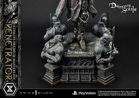 画像ギャラリー No.007のサムネイル画像 / 全高は82cm。「Demon’s Souls」の“つらぬきの騎士”がポリストーン製スタチューになって登場