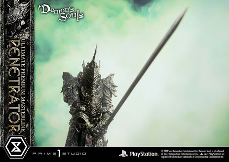画像ギャラリー No.009のサムネイル画像 / 全高は82cm。「Demon’s Souls」の“つらぬきの騎士”がポリストーン製スタチューになって登場