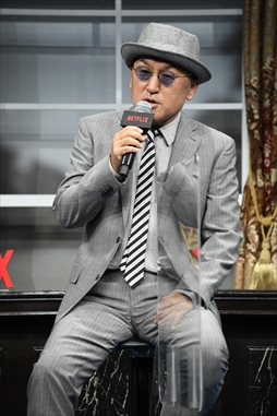 画像ギャラリー No.005のサムネイル画像 / 「バイオハザード:インフィニット ダークネス」プレミアムイベントレポート。レオンに激似の城田 優さんがバイオ愛を熱く語る