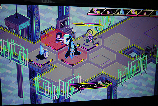 画像ギャラリー No.008のサムネイル画像 / ターン制RPGとQTEが融合した戦闘，8ビットPC風のドット絵による“明るく奇怪なディストピア”。「Keylocker」プレイレポート