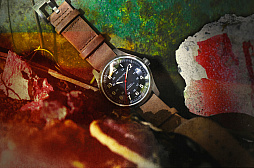 画像ギャラリー No.005のサムネイル画像 / 「ファークライ6」コラボの腕時計がハミルトンから。1983本限定で14万8500円