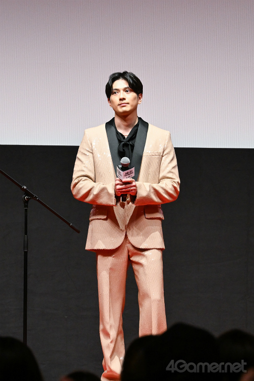 画像ギャラリー No.034のサムネイル画像 / ハリウッド映画「聖闘士星矢 The Beginning」ジャパンプレミアをレポート。新田真剣佑さんを含む俳優陣と監督,日本語吹替え版の声優陣も登壇