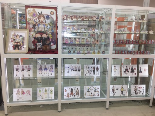 画像ギャラリー No.006のサムネイル画像 / 「アトリエ」シリーズ25周年記念のポップアップショップがオープン。あみあみ秋葉原ラジオ会館店にて