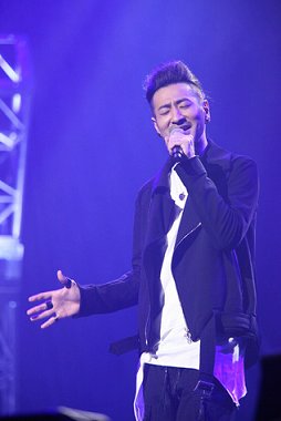 画像ギャラリー No.005のサムネイル画像 / 「ネオロマンス・ダンディズムLIVE 〜この愛の歌を君に〜」昼の部レポート。アンミナの守護聖も初参戦!