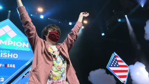 画像ギャラリー No.004のサムネイル画像 / ［EVO2022］「GUILTY GEAR ‐STRIVE‐」部門優勝はUMISHO選手。アメリカの最強ハッピーケイオス使いが同部門の初代EVO覇者に