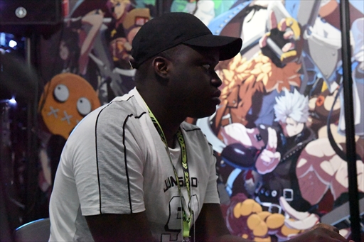 画像ギャラリー No.004のサムネイル画像 / AWT2023「GUILTY GEAR ‐STRIVE‐」部門優勝,Verix選手インタビュー。飛躍のきっかけやセネガルの格闘ゲーム事情などを聞いた