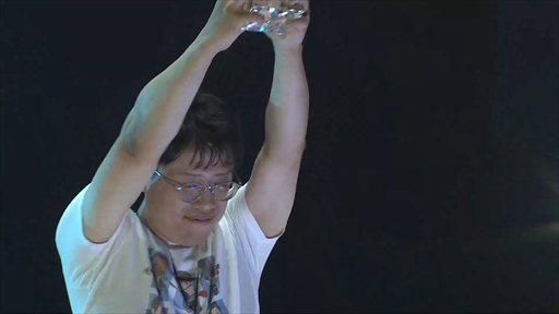 画像ギャラリー No.004のサムネイル画像 / ［EVO Japan］「GUILTY GEAR ‐STRIVE‐」部門優勝は韓国のDaru_I-No選手。イノ使いの第一人者が悲願の初優勝を決める