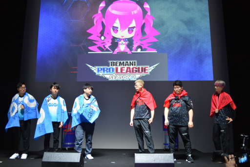 画像ギャラリー No.002のサムネイル画像 / 「BEMANI PRO LEAGUE -SEASON 2- SOUND VOLTEX」ファイナル開催。大接戦を制して頂点に立ったのは“TAITO STATION Tradz”