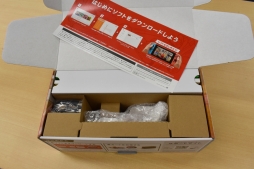 画像ギャラリー No.004のサムネイル画像 / 「マリオカート ライブ ホームサーキット」が編集部にやってきた。思っていたより狭い場所でも遊べる“新たな形のマリオカート”を紹介