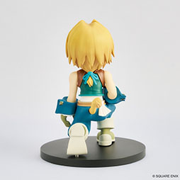 画像ギャラリー No.007のサムネイル画像 / 「チョコボ」「モーグリ」「トンベリ」「サボテンダー」の「FF」Tシャツ，予約を受付中。シンプルな白地に，かすれた風合いのプリントがおしゃれ