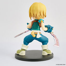 画像ギャラリー No.009のサムネイル画像 / 「チョコボ」「モーグリ」「トンベリ」「サボテンダー」の「FF」Tシャツ，予約を受付中。シンプルな白地に，かすれた風合いのプリントがおしゃれ