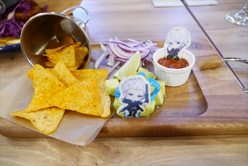 画像ギャラリー No.015のサムネイル画像 / カプコンカフェ「デビル メイ クライ」シリーズ20周年記念コラボ試食レポート。歴代キャラクターたちがデフォルメされてグッズに！