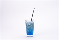 画像ギャラリー No.032のサムネイル画像 / カプコンカフェ「デビル メイ クライ」シリーズ20周年記念コラボ試食レポート。歴代キャラクターたちがデフォルメされてグッズに！