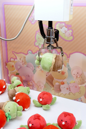 画像ギャラリー No.029のサムネイル画像 / カレのキス顔が大画面で!? 「恋と深空」POP UP EVENTを奇声をこらえて見てきました【イベントレポート】