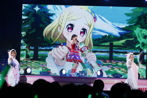 画像ギャラリー No.017のサムネイル画像 / 歌と一緒に“パキ”り続けた10年のメモリアルを振り返り! 「プリパラ」シリーズのライブイベント「プリパラフレンドシップメモリー」をレポート