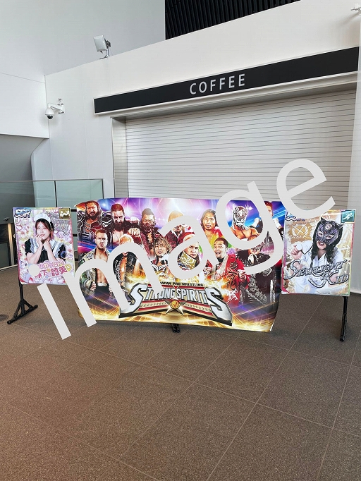 画像ギャラリー No.003のサムネイル画像 / 10月23日のアリーナ立川立飛大会に「新日SS」ブースを出展。会場限定ステッカーも配布決定