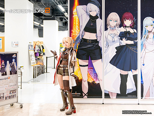 画像ギャラリー No.002のサムネイル画像 / 指揮官,東京タワーで人形たちが迷子だ! 「ドールズフロントライン2:エクシリウム」1.5周年記念「サマーフロント in 東京タワー」現地レポート