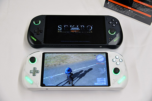 画像ギャラリー No.001のサムネイル画像 / 重さ約580gの携帯型ゲームPC「ONEXFLY」が2023年秋に国内発売。Ryzen 7 7840U搭載で性能面では「ROG ALLY」を上回るか