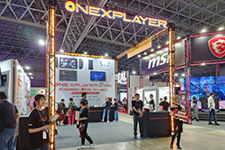 画像ギャラリー No.002のサムネイル画像 / ［TGS2023］携帯型ゲームPC「ONEXFLY」と「ONEXPLAYER 2 Pro」の魅力をONE-NETBOOKのCEO，Jack Wang氏が語る