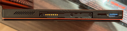 画像ギャラリー No.009のサムネイル画像 / 約11インチの大型ディスプレイを搭載した「ONEXPLAYER X1」の予約が始まる。PCとしての使いやすさにこだわったポイントは?