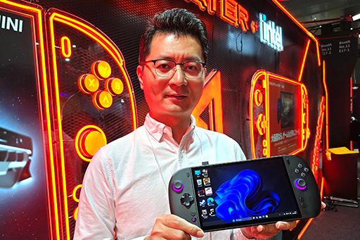 画像ギャラリー No.002のサムネイル画像 / 大手PCメーカーの参入やメモリ価格の高騰は，ONEXPLAYERの携帯型ゲームPCに影響を与えたのか？ 来日したCEOに直撃取材［TGS2026］