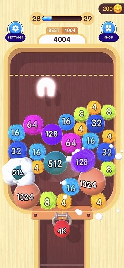 画像ギャラリー No.010のサムネイル画像 / 連鎖が気持ちいいスマホ向けパズルゲーム「2048ボール 3D」を紹介する「（ほぼ）日刊スマホゲーム通信」第2518回
