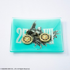 画像ギャラリー No.021のサムネイル画像 / 「ファイナルファンタジーVII」の25周年記念グッズの新商品が9月より順次発売。Tシャツやクラウドのぬいぐるみなど6種登場