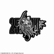 画像ギャラリー No.023のサムネイル画像 / 「ファイナルファンタジーVII」の25周年記念グッズの新商品が9月より順次発売。Tシャツやクラウドのぬいぐるみなど6種登場